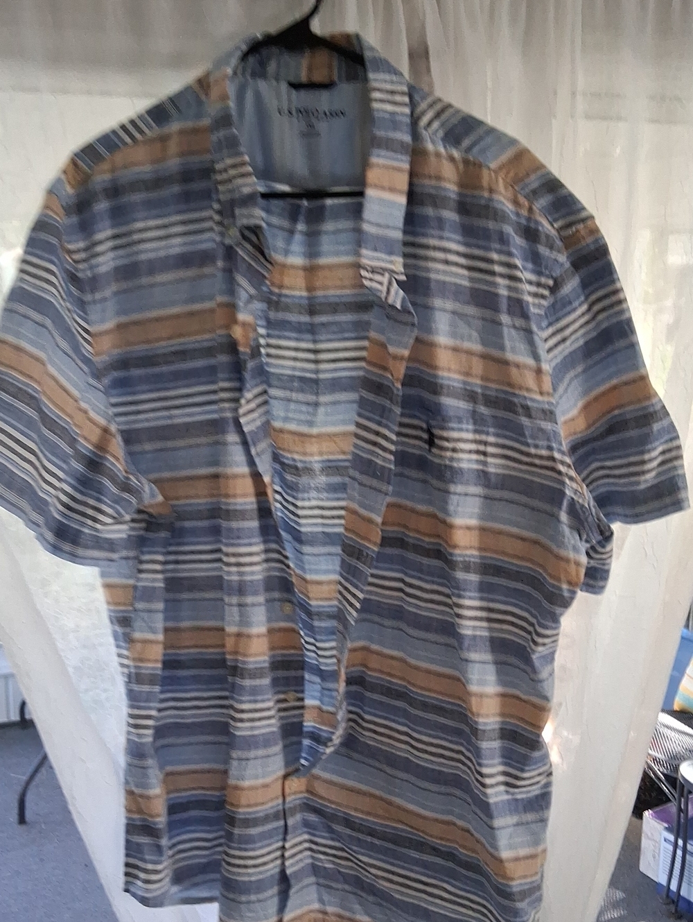 Van Heusen Short-Sleeve Striped Button-Down Shirt in Blue and Tan